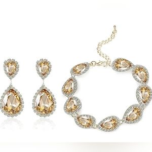 Super Cute Rhinestone Jewelry Set